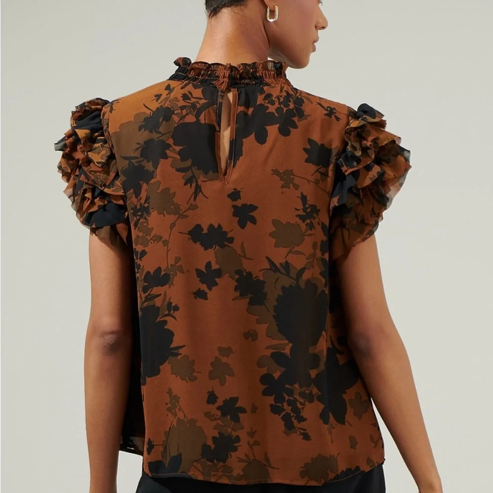 Sugarlips Ruffled Brown and Black Blouse - Picture 3 of 8